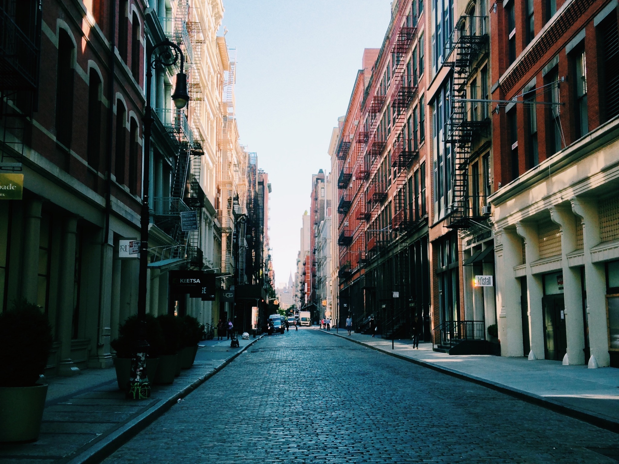 Street background. Нью Йорк aesthetic улица. Улица города. Город Эстетика улицы. Пустая улица.