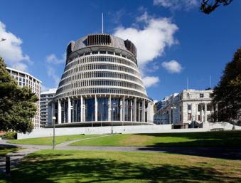 The beehive by russelstreet cc by sa2 licence 339x257